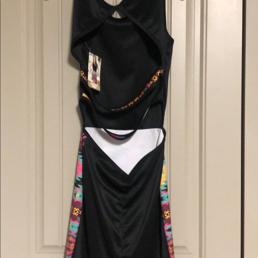 Dress - Picture 3 of 5